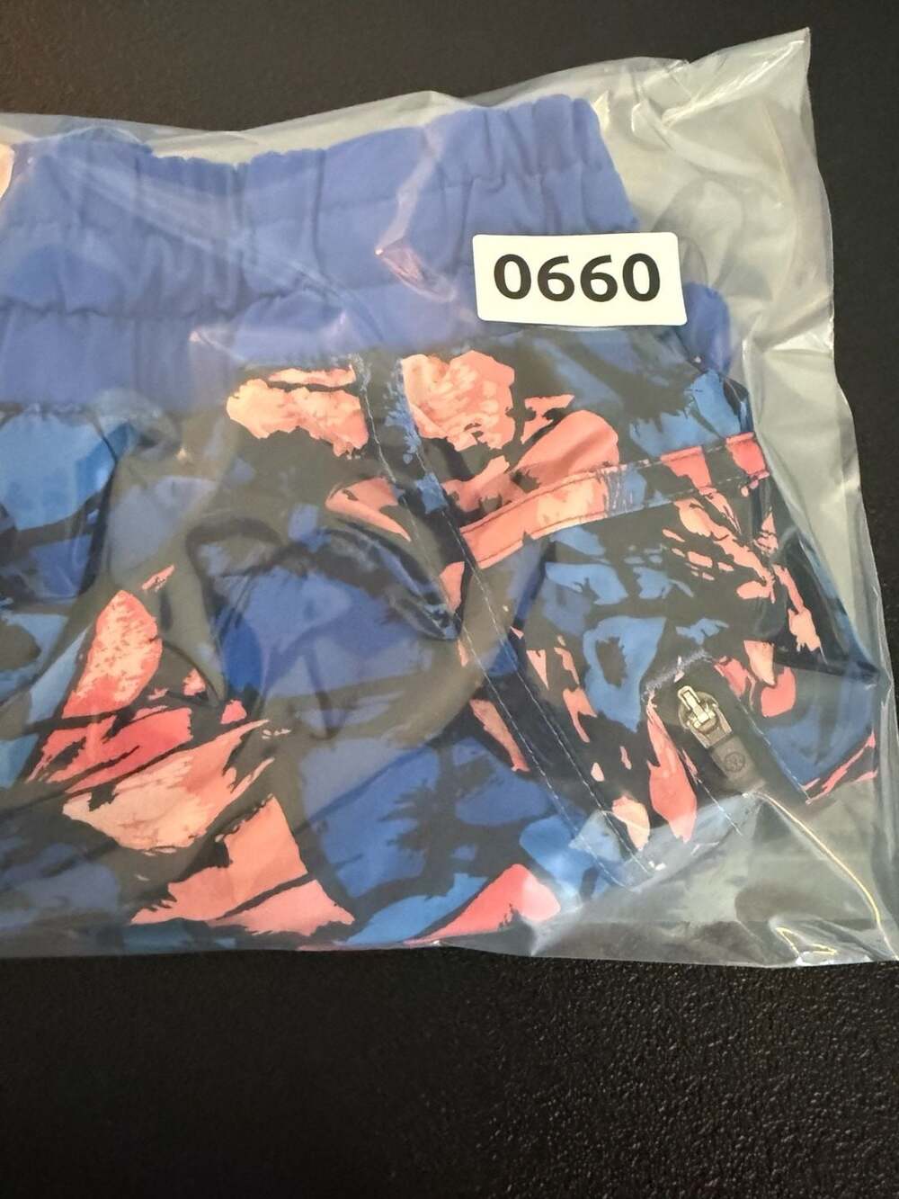 Lululemon Women's Tracker Short IV in Paint Storm Harbor Blue Multi - Picture 6 of 6